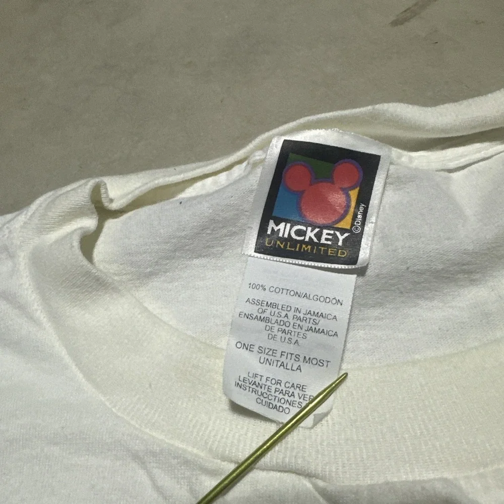 Y2K Mickey Unlimited T-Shirt Unisex Men's OS White Merry Kisses Vintage Disney